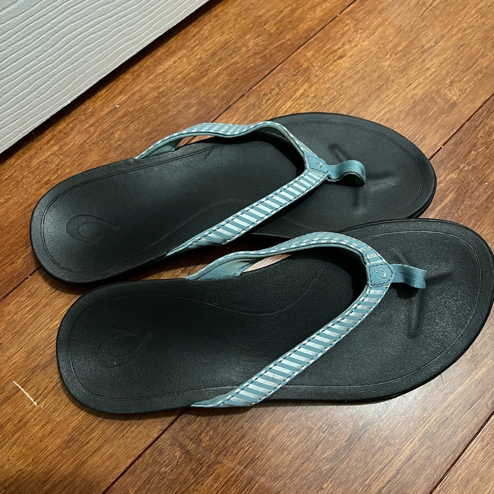 Olukai flip flops